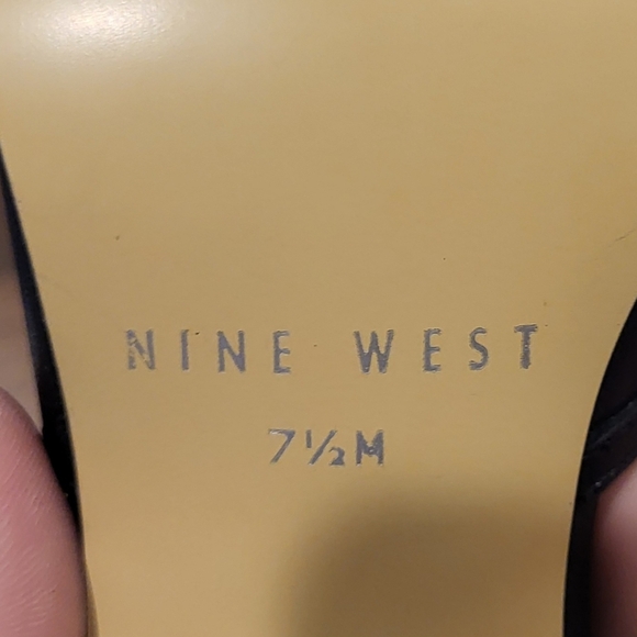 Nine West Black Square Toe Kitten Heeled Mules Size 7.5M - Picture 9 of 9